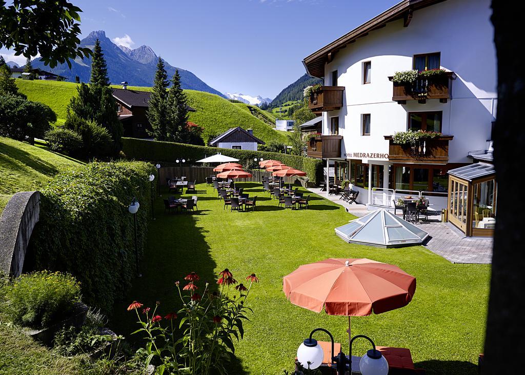 Hotel Medrazerhof Fulpmes Exterior foto