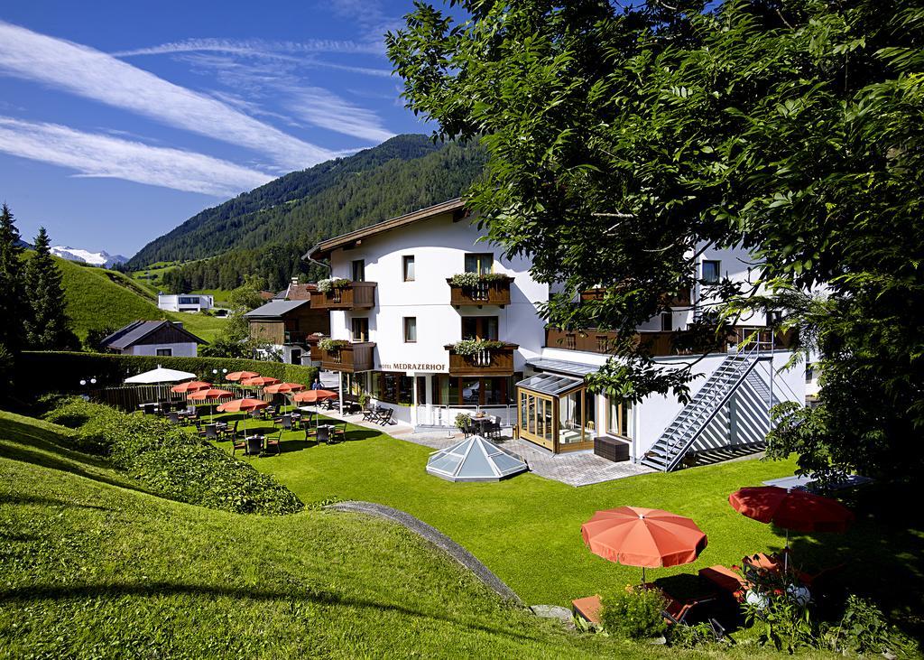 Hotel Medrazerhof Fulpmes Exterior foto